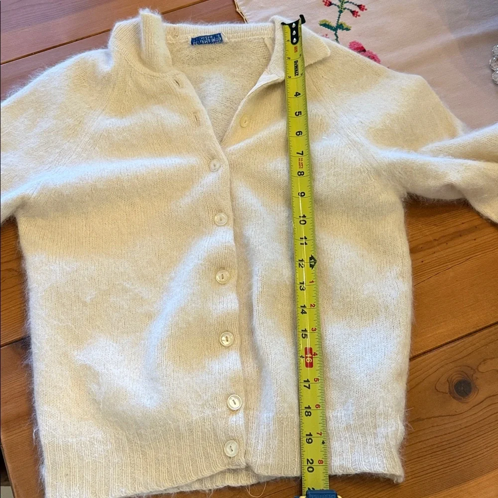 Vintage ivory French angora and lambswool button collared cardigan sweater - Picture 7 of 7